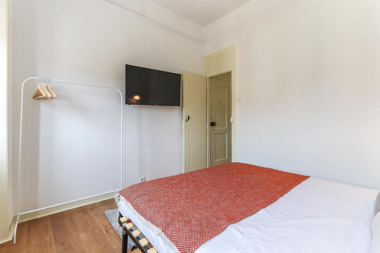 Vita Portucale ! Stylish Apartment Campo Ourique Lisboa Exterior foto